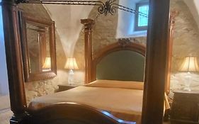 Burg Hermannstein - Kings Room